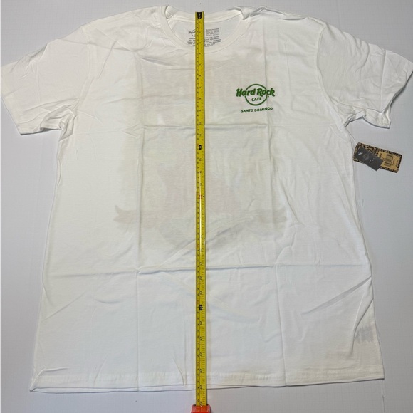 Hard Rock Cafe Santo Domingo White Tee with Guitar Graphic - Picture 3 of 8
